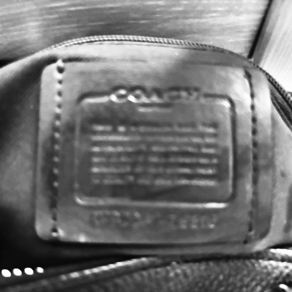Black coach handbag like new - Picture 7 of 9